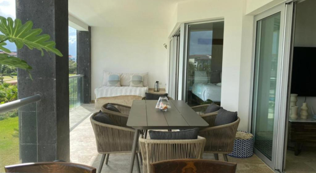 Вилла с видом на море Mareazul Beach Front Condos At playa del Carmen