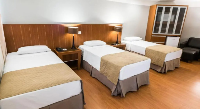 Трёхместный номер Executive Hotel Boulevard