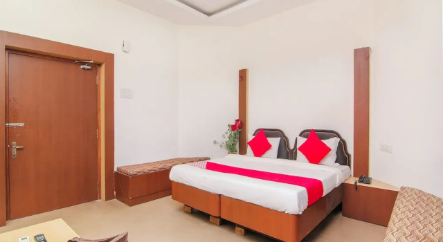Prayag Holidays By OYO Rooms