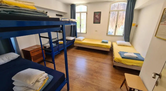 Cama en dormitorio compartido (dormitorio compartido femenino) Haifa Hostel