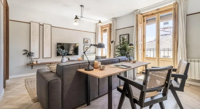 Ainsa - 4 Bedrooms in Malasa a, Забронировать Апартаменты/квартира Апартаменты Мадрида, рядом с Ислас Филипинас, Апартаменты/квартира
