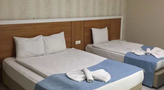 Es Hotel, Забронировать Отель Каратай Конья, рядом с Культурный центр Мевланы