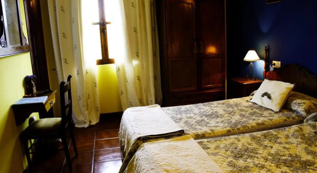 Fuente De Las Anjanas, Rezerwuj Hotel  
