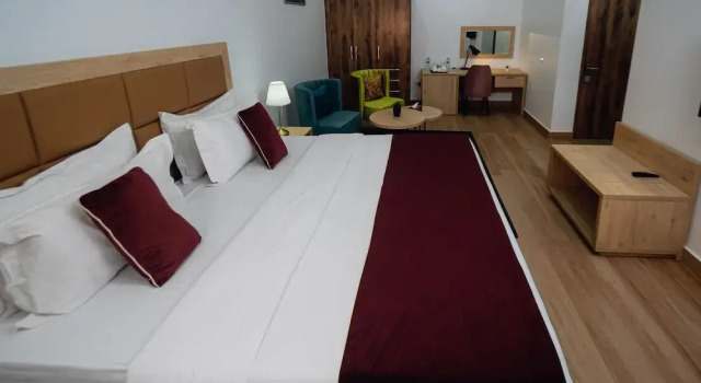Quest Boutique Hotel, Book Boutique Hotels in AbujaMun with Parking, Parking