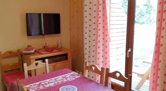 Chalet Le Dévoluy-Agnières-en-Dévoluy, 3 pièces, 6 personnes - FR-1-504-128, Забронировать Шале Виллы Овернь-Рона-Альпы, Вилла