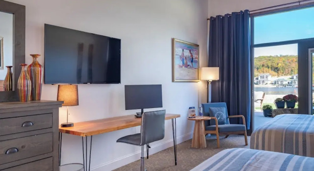 Pebble Bay Club Suites, Забронировать Отель Камдентон Lake of the Ozarks
