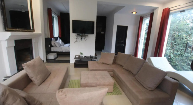 OYO HOME 85639 Cozyhome By Evanka Elite, Rezervovat Hotel Mussoorie Uttarakhand