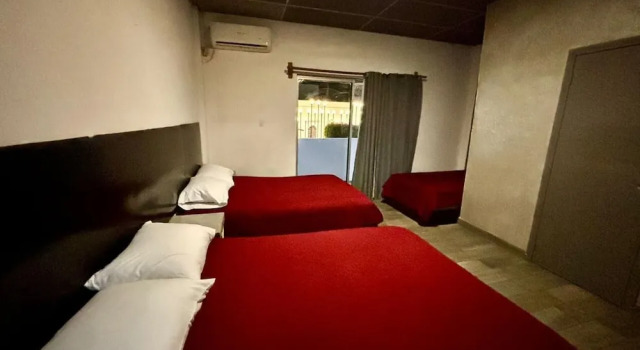 Трёхместный номер Standard Hotel Miramar - La Paz