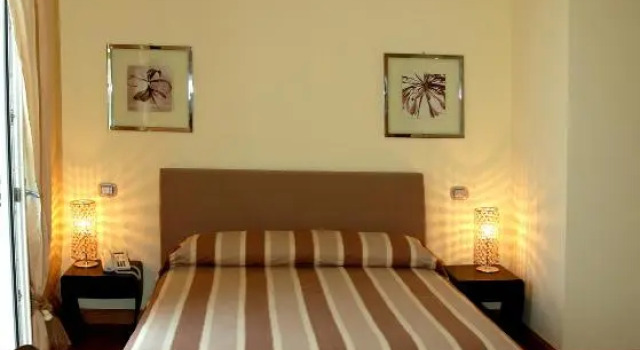Полулюкс Hotel De La Plage