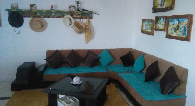 Residence Nour, Book Hotel Hoteller i Merzaia med parkering, Parkering