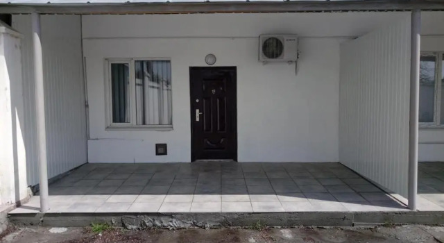 Кровать в общем номере (мужской номер) Premium Hotel
