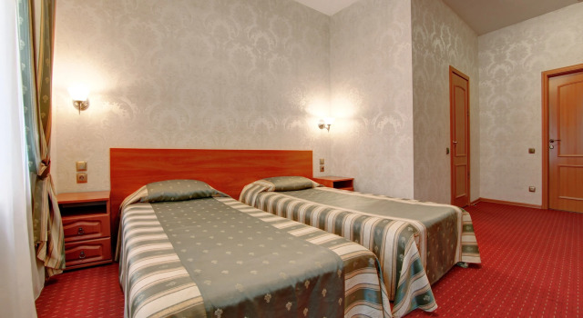 Popov Hotel, Book Hotel Hoteller i Sankt Petersborg med parkering, nær The Convent of St. John, Parkering