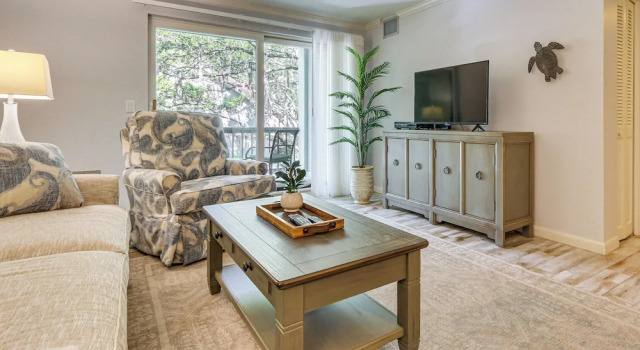 Апартаменты c 1 комнатой с балконом Walk to Harbour Town: Quaint Sea Pines Gem