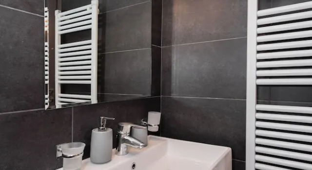 Апартаменты Superior Modern Apartment in Thiseio with Balcony