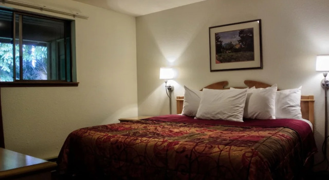 Olympic Suites Inn, Buchen Sie Hotel Forks Olympic National Park