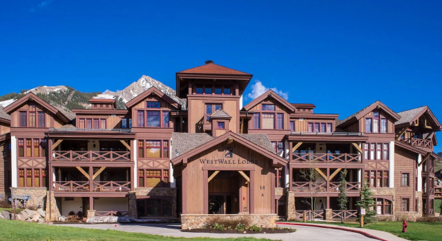 WestWall Lodge, Забронировать Апарт-отель Крестед-Бьютт Crested Butte Mountain, рядом с Горнолыжный курорт Crested Butte