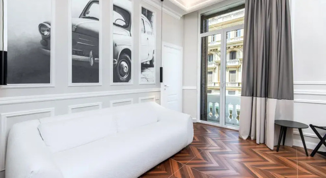 Двухместный люкс Executive с балконом и с видом на город Naples Plaza Duomo
