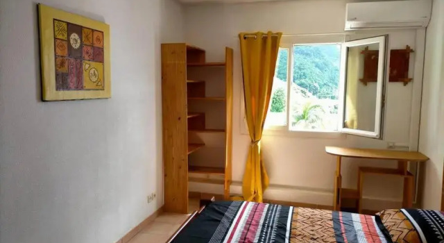 Bel appartement avec piscine, face à la mer, Prenota Appartamento Gourbeyre Basse-Terre