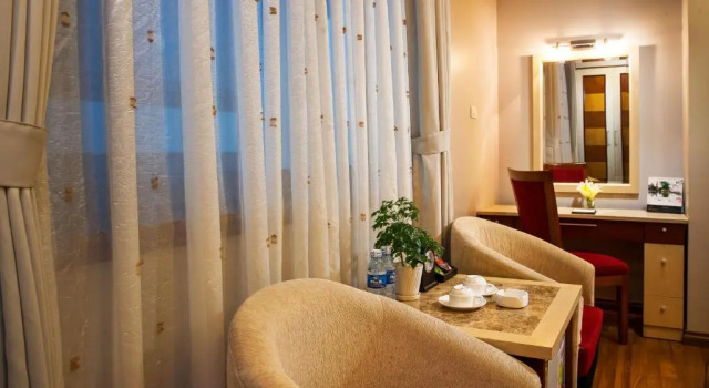 Двухместный номер Standard Luxeden Signature Hotel