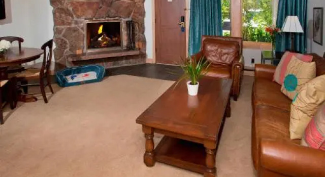 Lodge at Vail Dog Friendly C139, Забронировать Апартаменты/квартира Отели Вейл с парковкой, Парковка