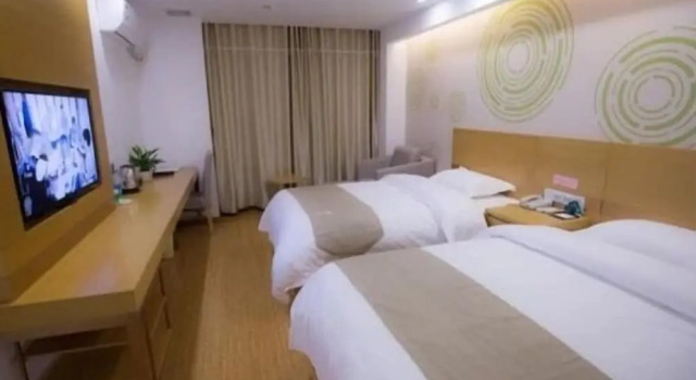 Семейный номер Standard GreenTree Inn Jinan Changqing District Changqing University Town Express Hotel