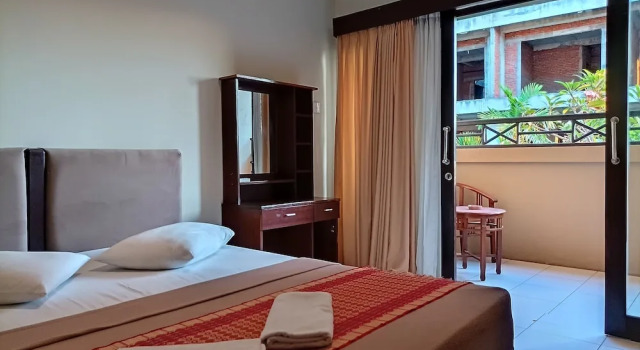 Номер Superior с балконом Sapta Petala Hotel