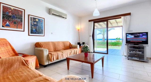 Villa 382