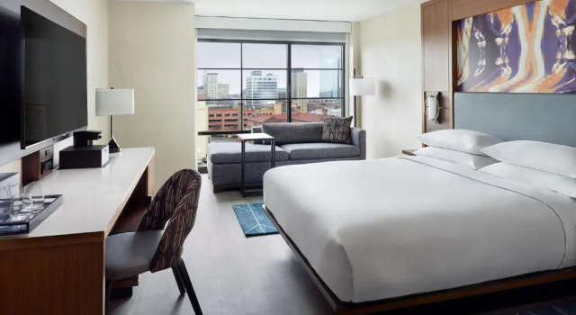 Номер Standard с видом на город Marriott Knoxville Downtown