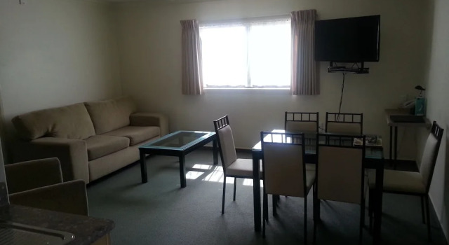 Люкс Stay 280 & Stay 284 Rotorua - Refurbished Modern Accommodation