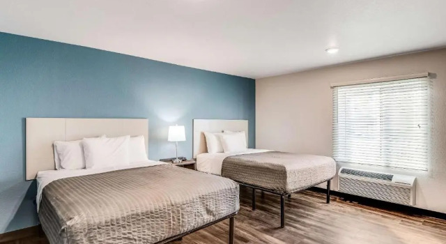 Четырёхместный номер Standard WoodSpring Suites West Des Moines