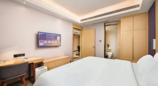 Люкс Deluxe Lavande Hotel (Yunfu Xinxing)