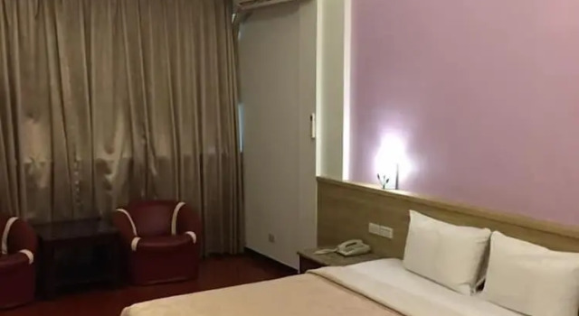 Номер Business Wen Sha Bao Motel