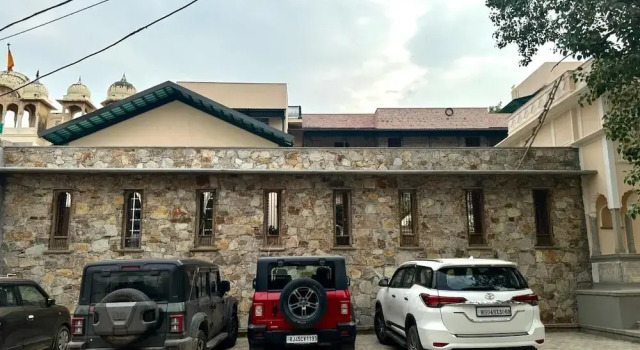First Courtyard, Забронировать Отель Отели штата Раджастхана с парковкой, Парковка