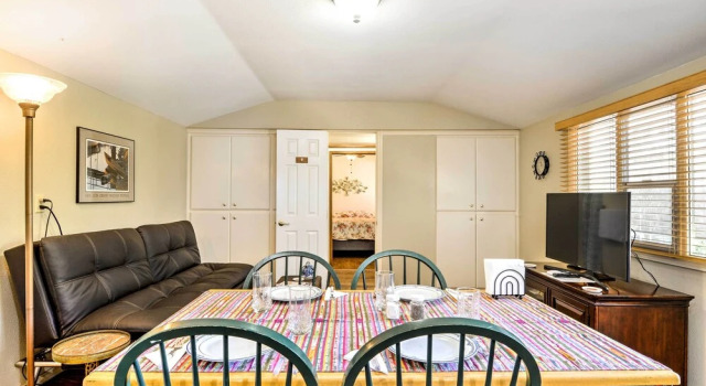 Cozy Arroyo Grande Cottage w/ Patio & Grill!, Забронировать Дом для отпуска Арройо-Гранде Pismo Beach and Vicinity, рядом с Arroyo Grande Community Hospital