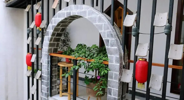 Трёхместный семейный номер Standard Eastwood Inn Xian