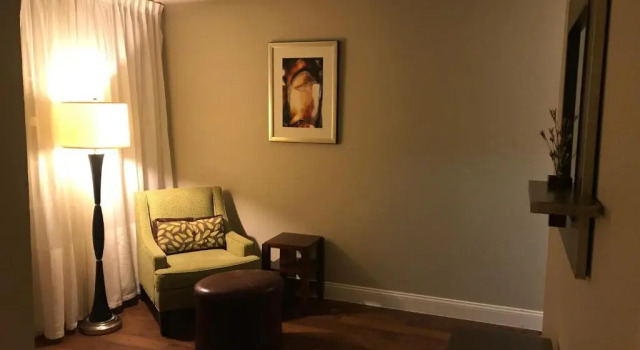 Люкс Stratus Suites Boutique Hotel
