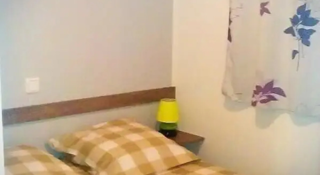 Camping Les Truffieres, Rezerwuj Pole kempingowe Hotele w Drôme z parkingiem, Parking