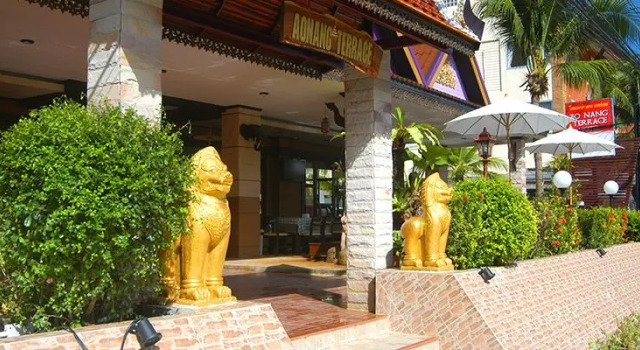 Кровать в общем номере Aonang Terrace Hotel