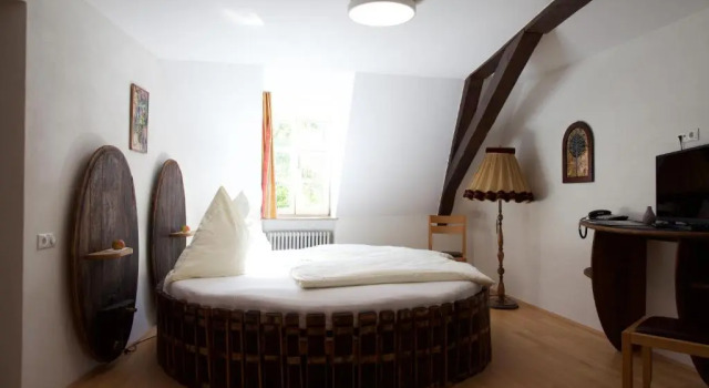 Hotel & Café Ritter von Böhl, Забронировать Отель Дайдесхайм Wine Route
