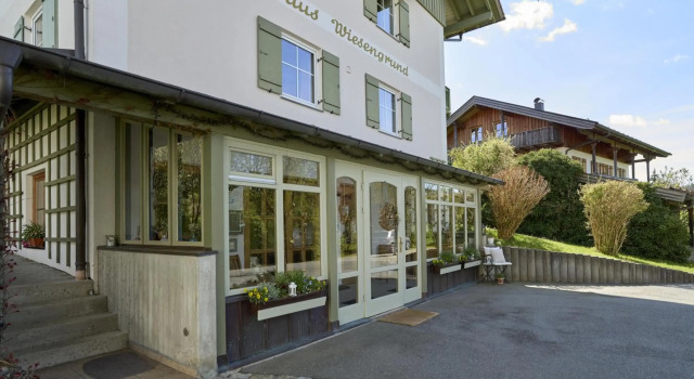 Haus Wiesengrund, Varaa Hotelli Hotellit Baijeri pysäköinnillä, Pysäköinti