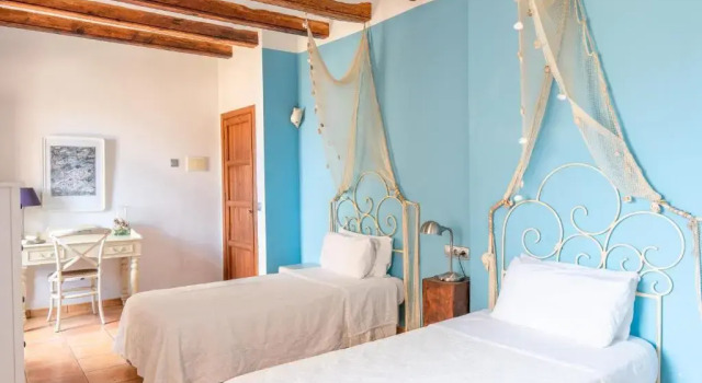 Двухместный номер Standard Son Borguny