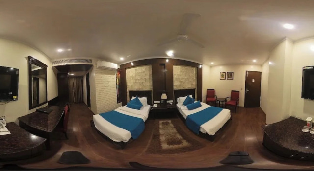 Номер Deluxe Hotel Comfort Inn Bl