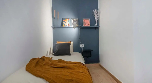 Elegant 4 bedrooms 3 bathrooms Catalan home, Забронировать Отель Барселона провинция Барселона, рядом с Галерея Espai Volart