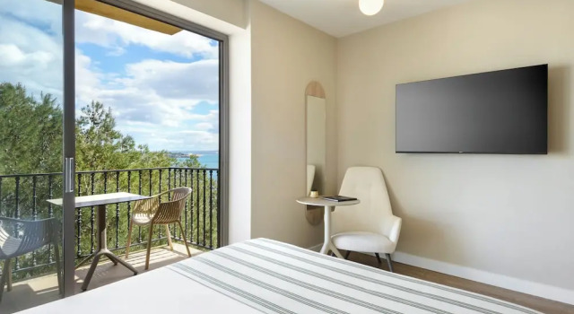 Номер Superior с балконом и с частичным видом на море Barceló Illetas Albatros