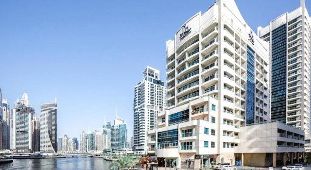 Апартаменты Stylish 2BD with great view in Marina View Tower