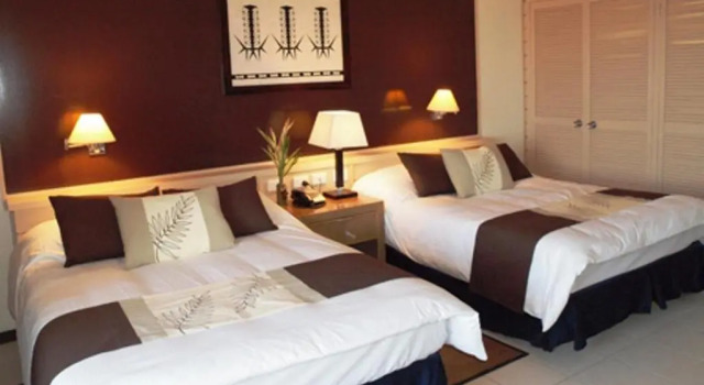 Полулюкс Solomon Kitano Mendana Hotel