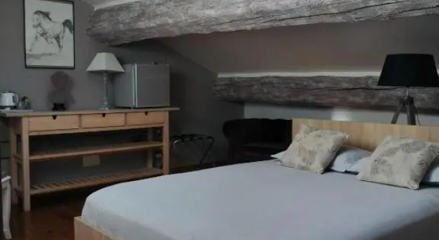 Номер Deluxe VILLA ARTEMIA - chambre d hôtes labellisée massages-piscine-climatisation