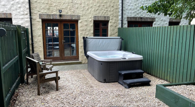Cottage With Hot Tub in Pembrokeshire, Забронировать Дом для отпуска Виллы Хаверфордуэст, Вилла