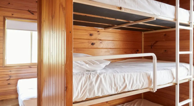 Бунгало с балконом и с частичным видом на океан Crescent Head Holiday Park