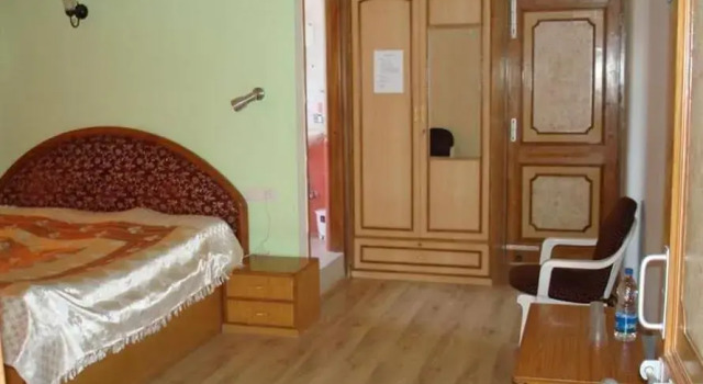 Aapo Aap Home Stay